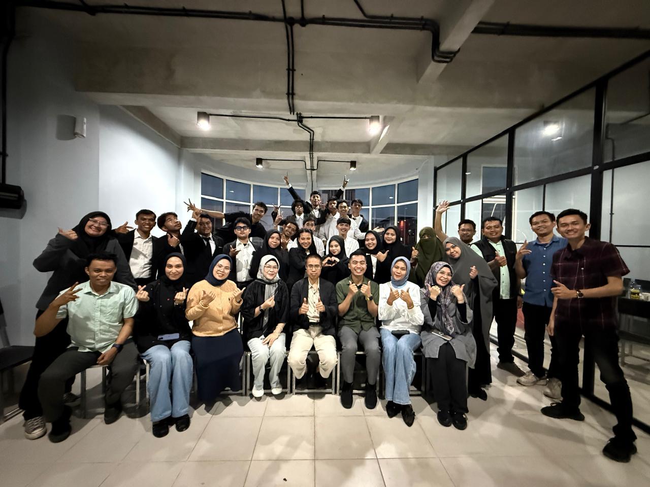 Politeknik Nusantara Makassar Gelar Yudisium, 24 Mahasiswa dari Tiga Program Studi Resmi Disahkan